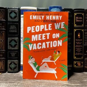 People We Meet on Vacation By Emily Henry Paperback Book